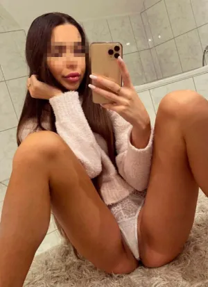 проститутка Каролина, 22, Курск